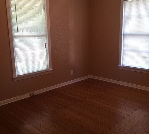 5th image of 5112 Lyndon Dr
