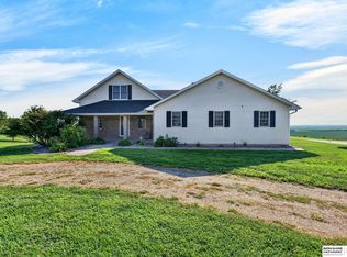 5601 Grace Ln, Lincoln, NE 68527