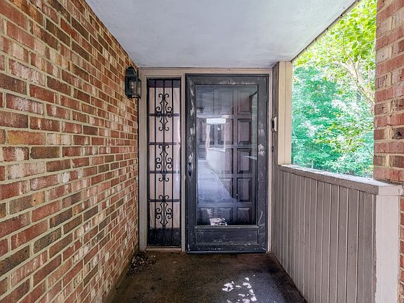 2nd image of 376 Merrimac Trl APT 514
