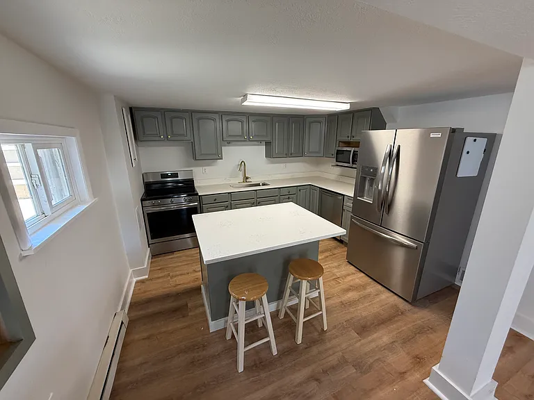342 Madison Ave #1 — Photo 7
