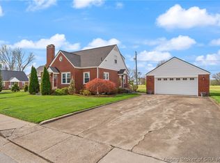 403 South Street, Sellersburg, IN 47172