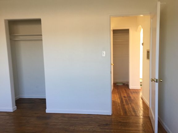 4th image of 2337-2343 Maricopa Ave