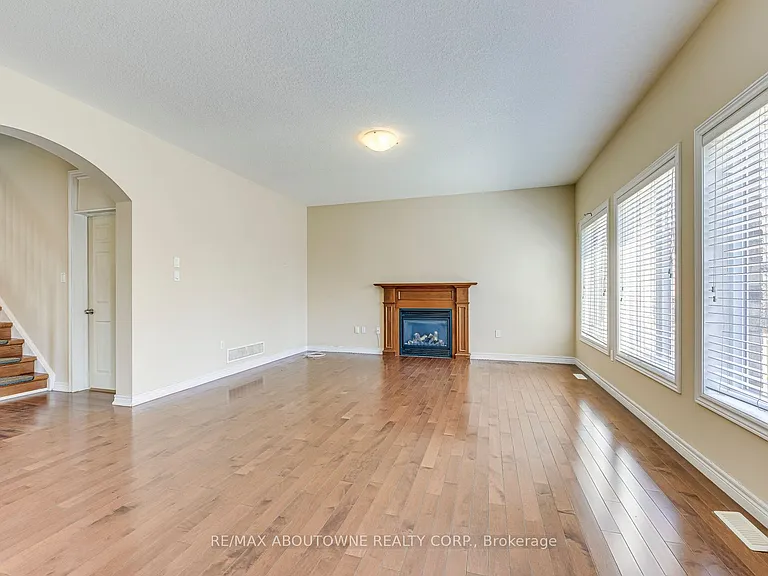816 Roulston St — Photo 18