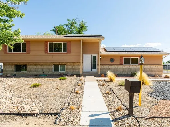 1037 Phay Ave, Canon City, CO 81212