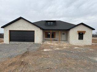 1961 Everly Dr, Tahlequah, OK 74464