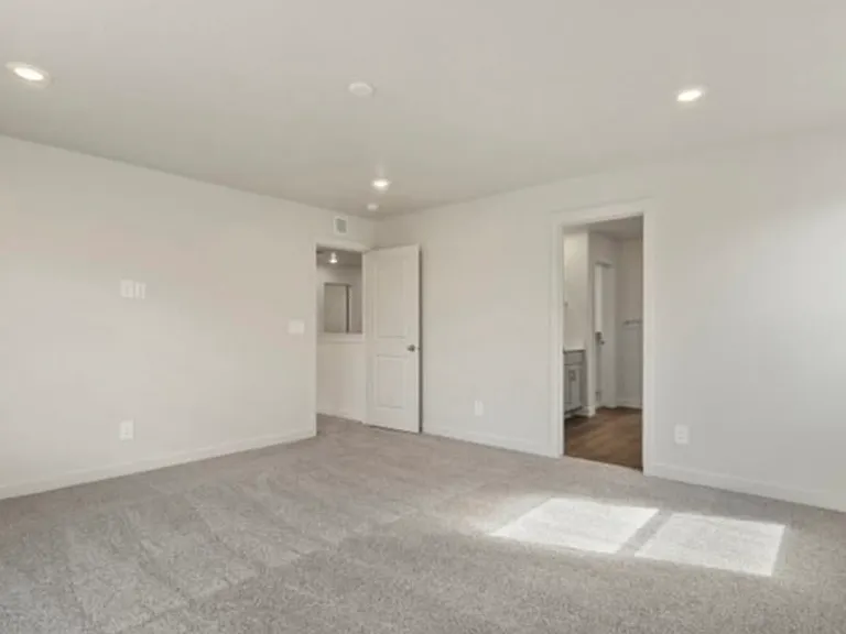 565 E Lintel Rd — Photo 16