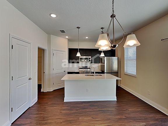 3rd image of 6162 Little Bluff Cir