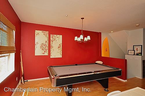 4th image of 248 Marquette Ave