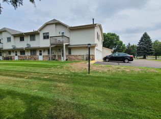 11302 Ibis St NW, Coon Rapids, MN 55433