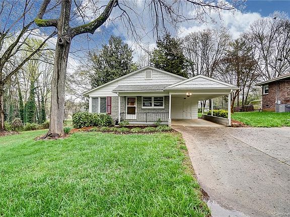 2nd image of 1100 Green Circle Dr
