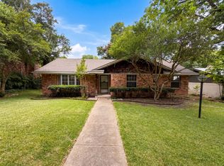 8839 Sweetwater Dr, Dallas, TX 75228