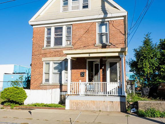 2nd image of 1 Chestnut St