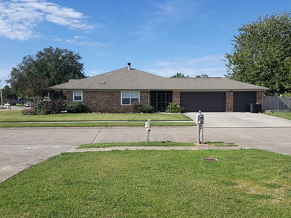 2nd image of 502 Drawhorn Dr