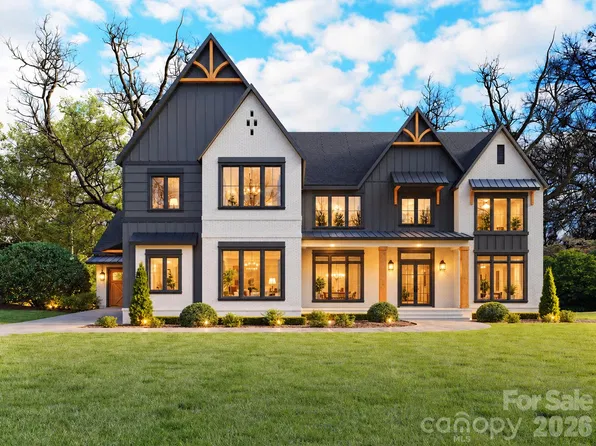 2515 Forest Lawn Dr, Matthews, NC 28104
