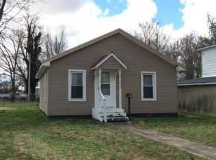 118 E 20th St, Metropolis, IL 62960