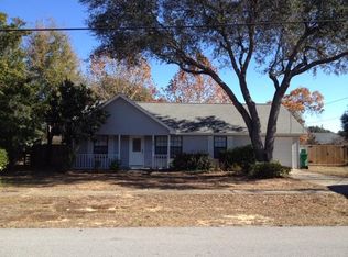 129 Walker Cir, Crestview, FL 32539
