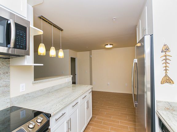 5th image of 1810 Kaioo Dr APT B408