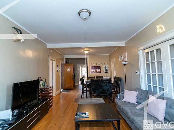 3rd image of 220 Saint Paul St #1