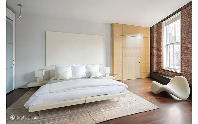 Rented by Douglas Elliman | media 40