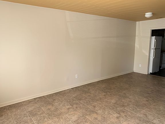 4th image of 510 E 19th St SW APT 1