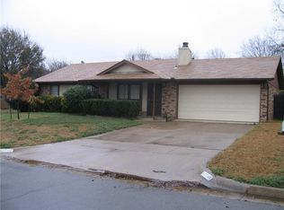 2701 Capistrano Ct S, Arlington, TX 76015