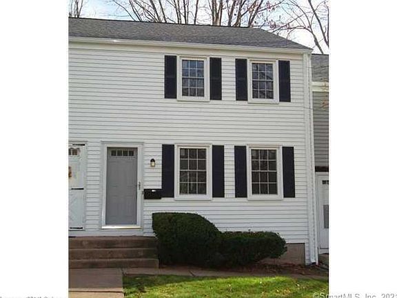 2nd image of 14 Redbud Ln