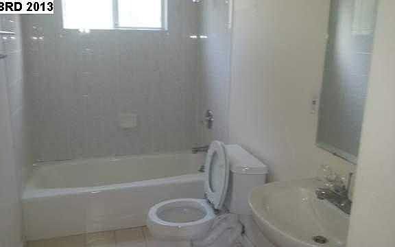 3rd image of 4860 Morwood Dr