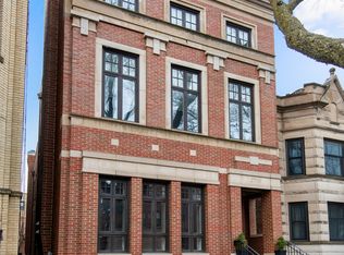 2706 N Mildred Ave, Chicago, IL 60614