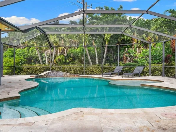 571 Raven WAY, NAPLES, FL 34110