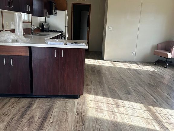 4th image of 17190 Mt Vernon Rd #3