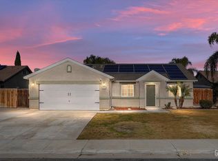 12112 Quiet Pasture Dr, Bakersfield, CA 93312