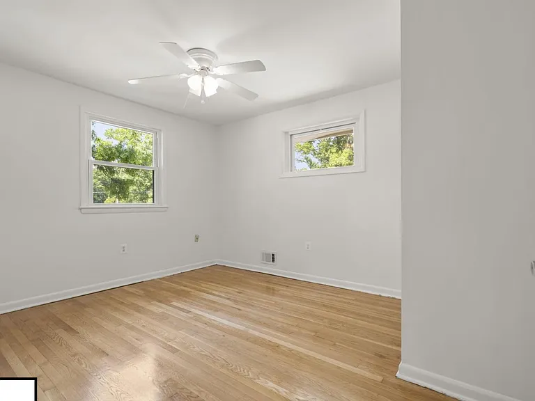 9109 Drake Pl — Photo 14