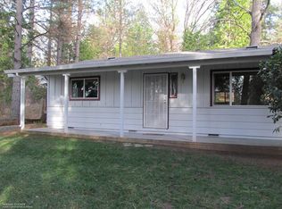 10225 Elder Dr, Grass Valley, CA 95949