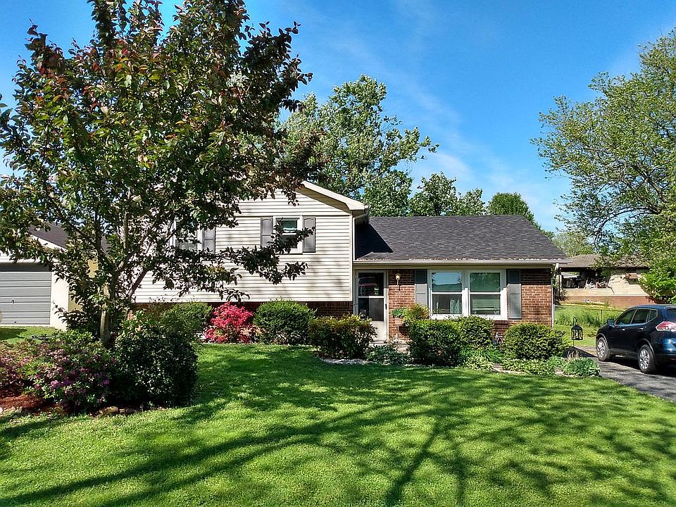 1st image of 711 Filray Ct