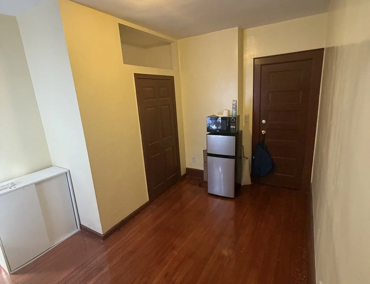 6 bed, 1960 sqft, $910 — Photo 4
