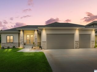 22014 Martha St, Elkhorn, NE 68022