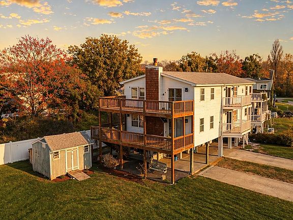 3rd image of 7139 Margarets Ln