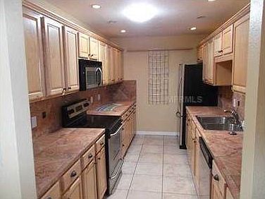 3rd image of 6904 Alderwood Dr