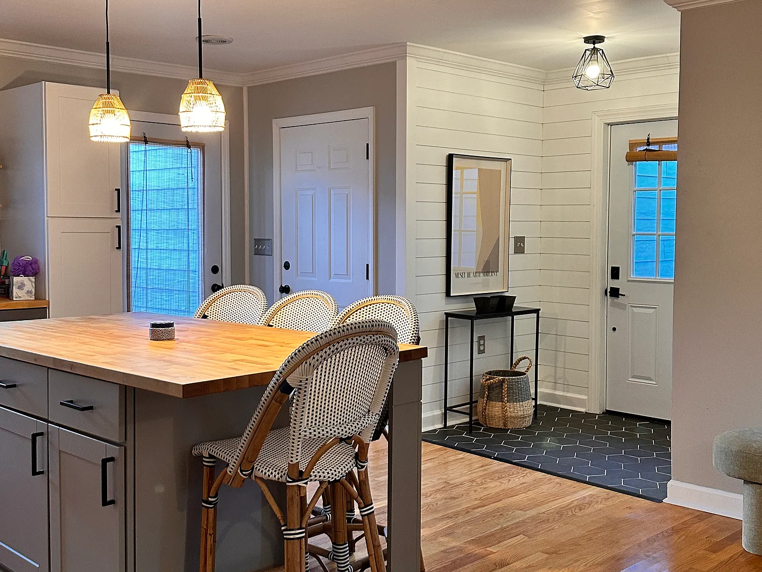 4 bed, 1520 sqft, $3,500 — Photo 3