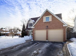 2026 Quail Valley Dr, Burlington, ON L7M 2T5