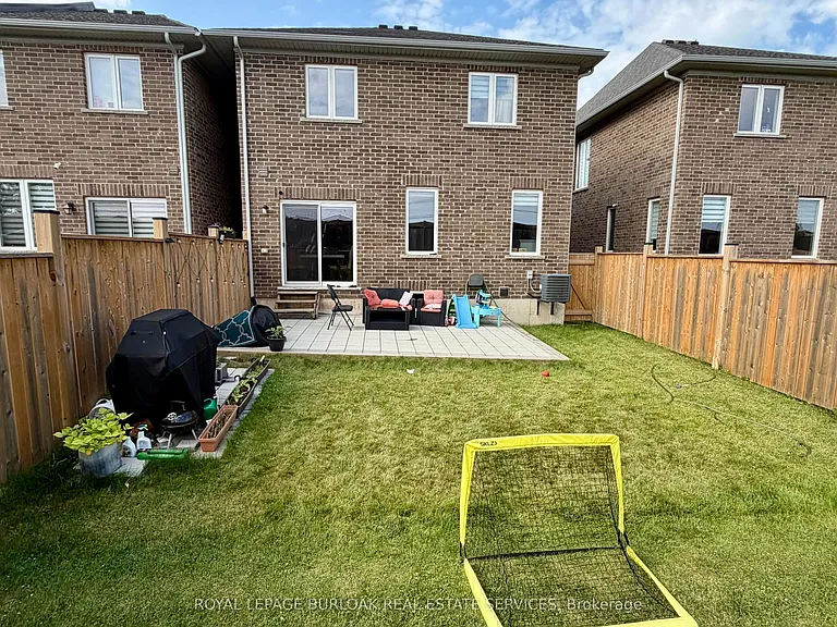 35 Pinot Cres — Photo 4