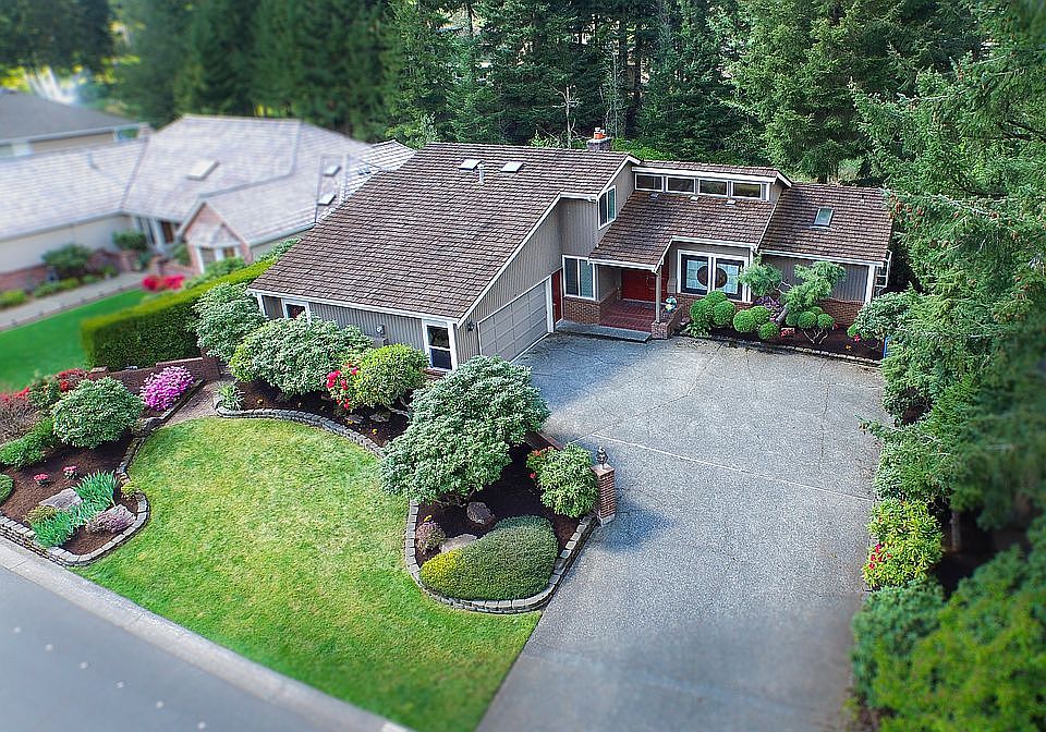 1st image of 2527 143rd Pl SE