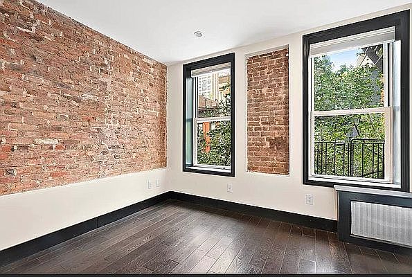 2nd image of 317 E 74th St #5BA