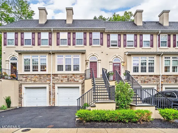 39 W Aspen Way, Aberdeen, NJ 07747