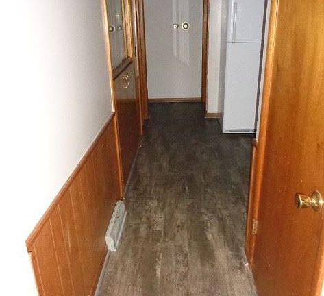 4th image of 4233 Glenmawr Ave