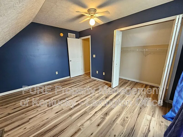 3169 Roundway Down Ln — Photo 23