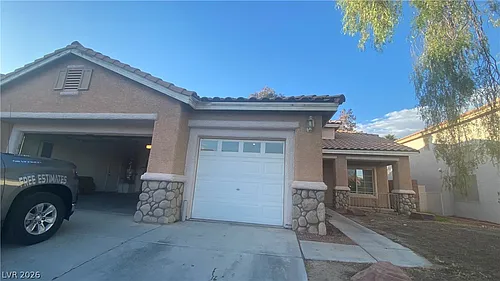 9222 W Viking Rd Photo 1