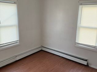 52 E Dover St, Waterbury, CT 06706