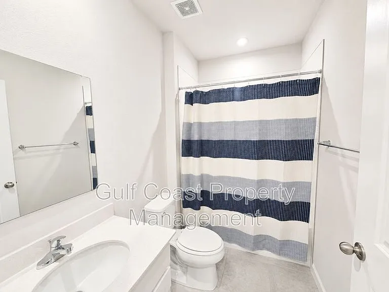 810 172nd Ct E — Photo 12