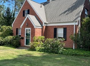 65 Willard St, Hamden, CT 06518